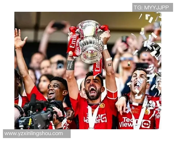 曼联与曼城历史交锋回顾及战绩分析探讨