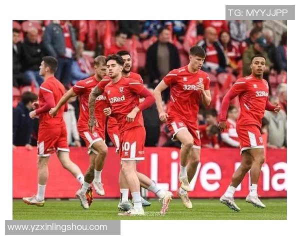 足总杯激战布莱克本对决曼联谁能晋级下一轮赛事精彩纷呈 足总杯激战布莱克本对决曼联谁能晋级下一轮赛事精彩纷呈