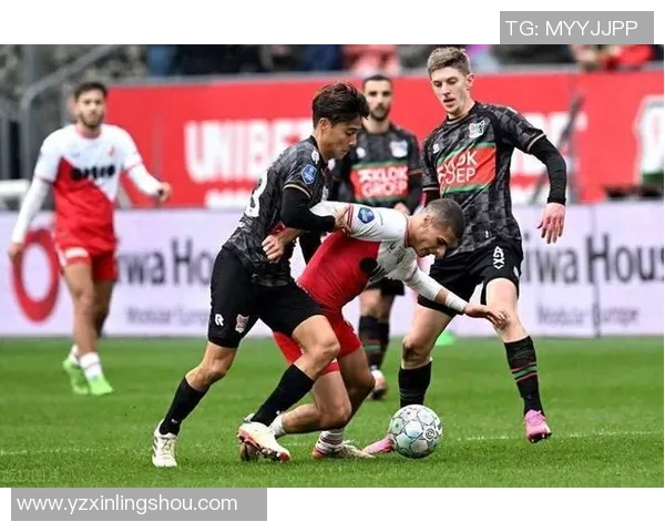 阿尔克马尔主场迎战前进之鹰争夺荷甲积分榜关键战役 阿尔克马尔主场迎战前进之鹰争夺荷甲积分榜关键战役