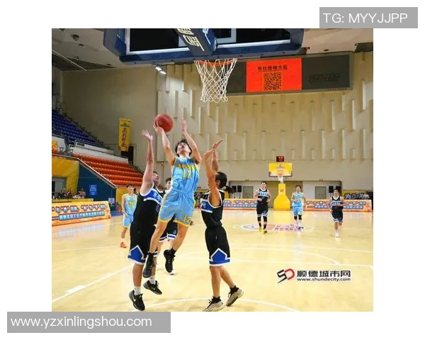 风暴与狂热女篮激战正酣比分胶着精彩瞬间回顾 风暴与狂热女篮激战正酣比分胶着精彩瞬间回顾