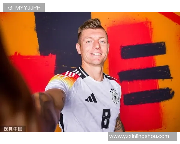 克罗斯在足球场上的传奇之路与他对球队的深远影响分析