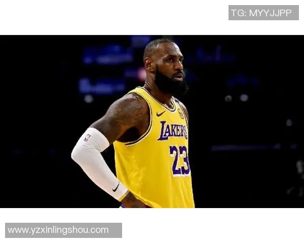 勒布朗詹姆斯：篮球巨星的传奇旅程与时代影响力解析